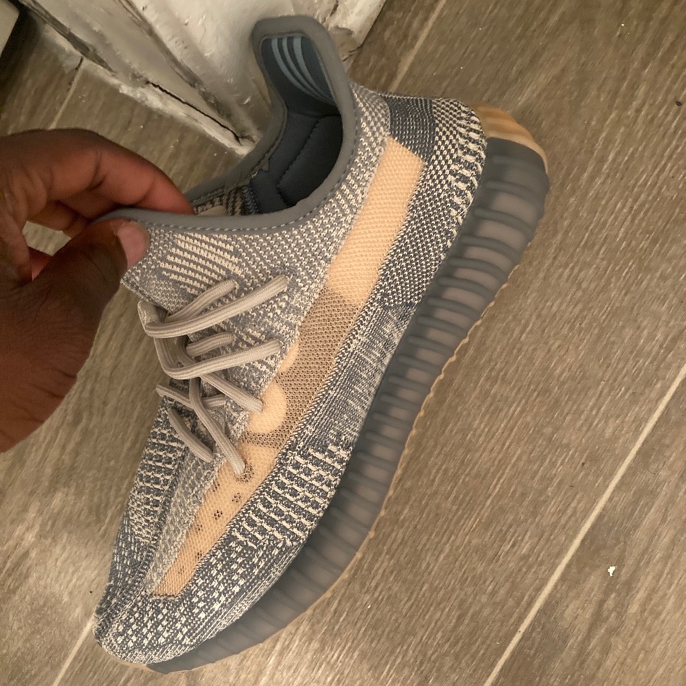 Adidas yeezy Boost V2